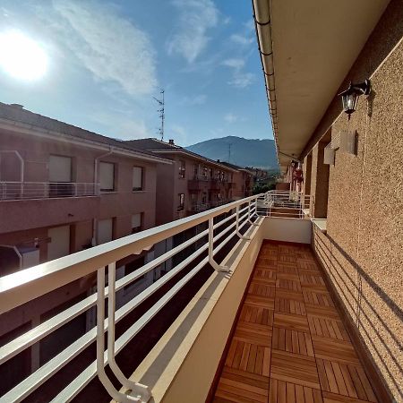 Acogedor Apartamento Junto A La Plaza Villasana de Mena Buitenkant foto