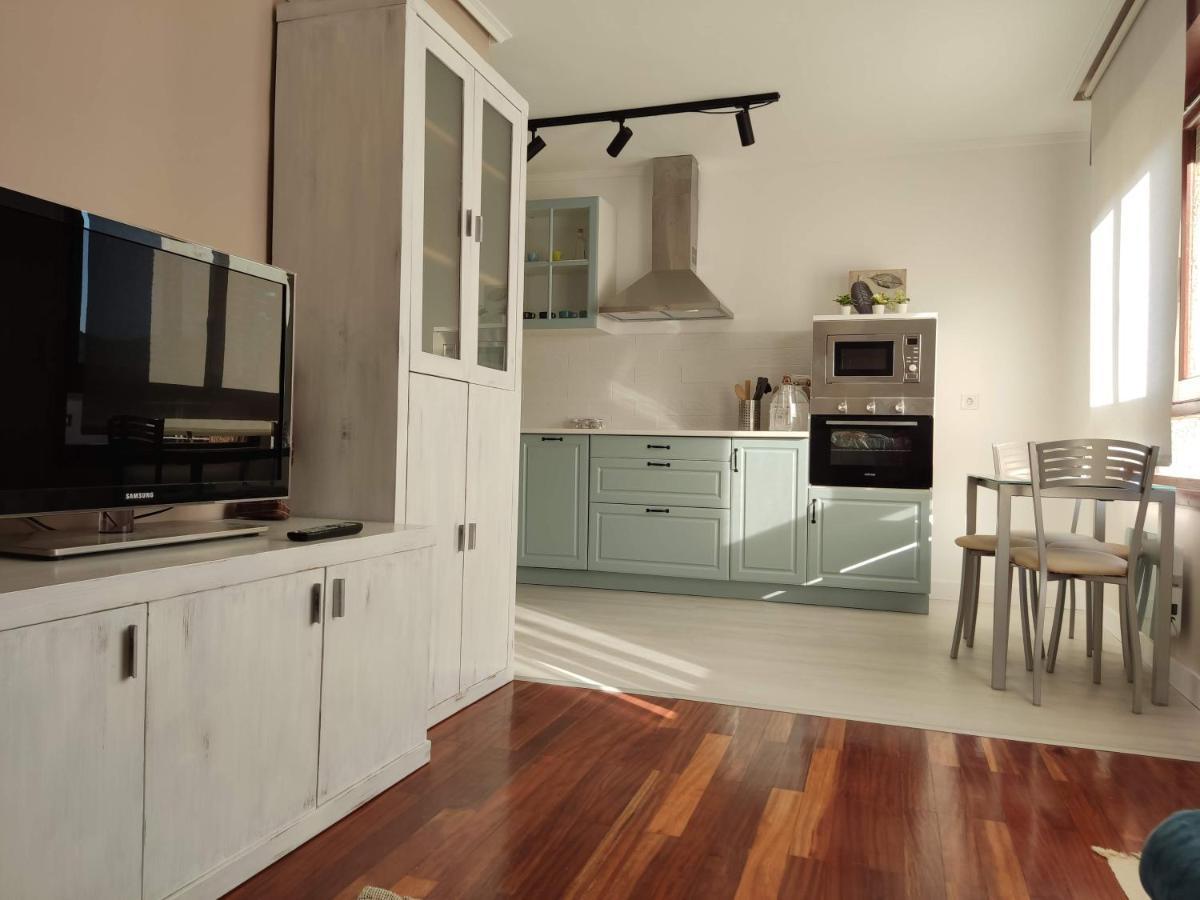 Acogedor Apartamento Junto A La Plaza Villasana de Mena Buitenkant foto